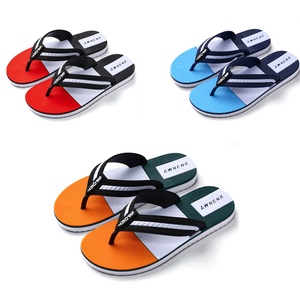 Vente en gros <span class=keywords><strong>de</strong></span> tongs pour hommes en PVC, antidérapantes, résistantes à l'usure, tendance, vente chaude, décontractées, pour la plage, le <span class=keywords><strong>surf</strong></span>, pour adolescents, été - Product Image 1