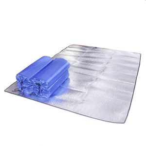 Tapis de couchage pliable en aluminium double face, épais et imperméable, pour pique-nique en plein air, tapis de sol pour le camping - Product Image 1