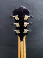 Guitare électrique jazz personnalisable Yunzhi de 15 pouces, corps creux artisanal avec touche en ébène et érable strié pour lutier