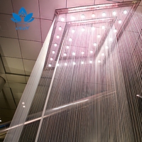 Fontaine musicale moderne de grande taille avec anneau lumineux LED extérieur, rideau d'eau, cascade en acier inoxydable poli miroir, garantie de 2 ans