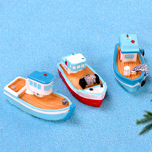 Miniatures de bateaux en résine pour aquarium, décorations de paysage de plage, ornements de navires miniatures, accessoires de bricolage - Product Image 1