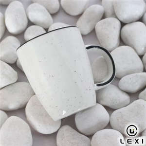 Mug à café en céramique moderne moucheté avec anse noire, capacité 350 ml, compatible lave-vaisselle et micro-ondes, pour la maison, le bureau et les cafés - Product Image 4