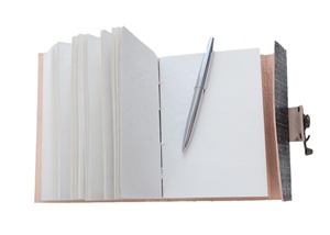 Thời Trung Cổ Da Bìa Cứng Tạp Chí Kim Loại Dập Nổi Khóa Đóng Cửa Dày Không Lót Giấy Thiết Kế Cổ Điển-Quà Tặng Cho Phác Thảo Nhật Ký - Product Image 3