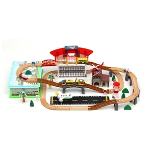 Set Mainan Jalur Kereta Kayu Multi Warna, Simulasi Stasiun Udara Rel Kereta Api Slot Puzzle Mainan untuk Anak-anak