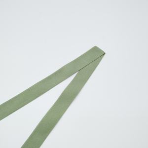 Couvre-chef en nylon multicolore Sangle de remplacement élastique antidérapante avec lettres en relief imprimées et vagues pliées Sangle colorée - Product Image 3