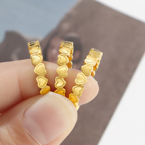 แหวนวงกลมทองคำประดับเพชร สแตนเลสไม่ลอก ดีไซน์หรูหราเบาๆ สไตล์เฉพาะตัว แหวนรูปหัวใจสีพีช - Product Image 3