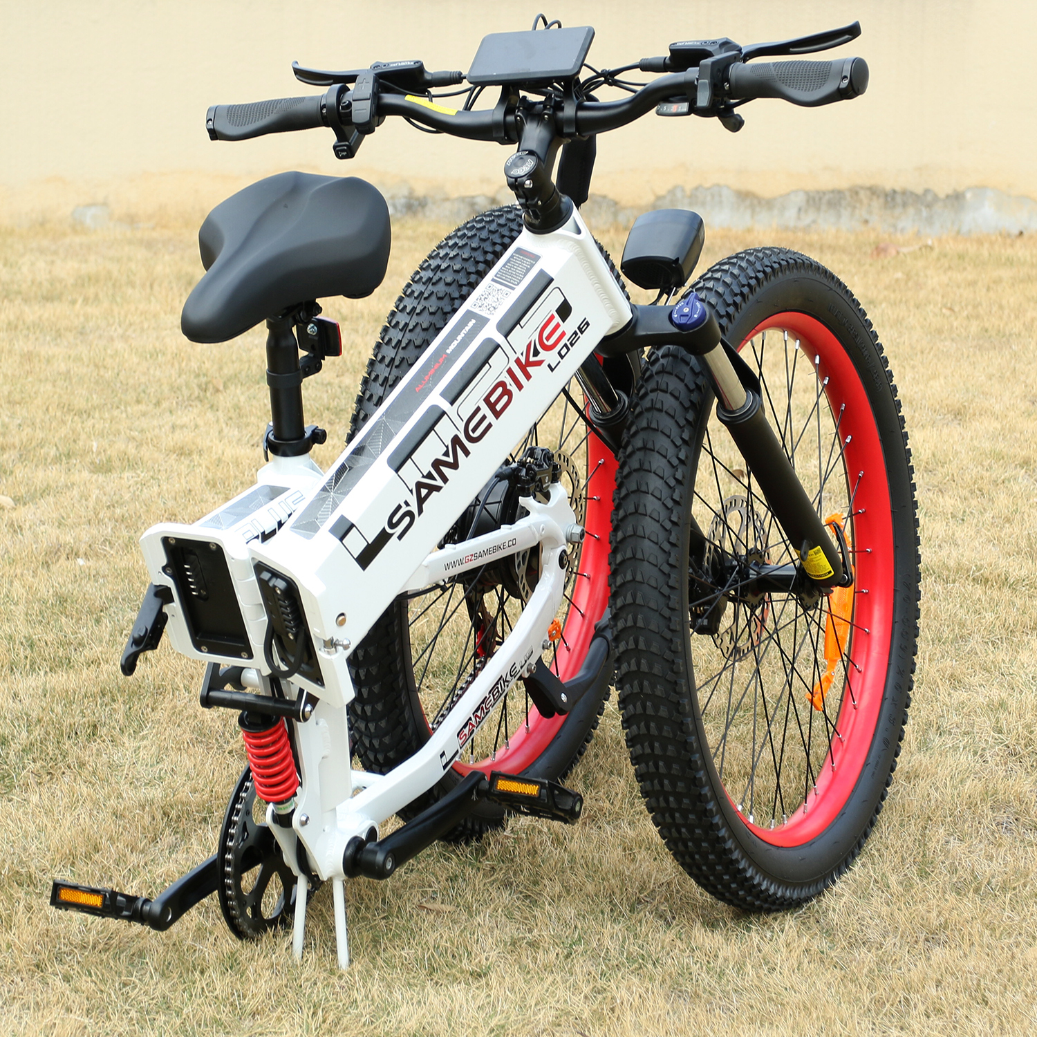 英国製26インチ電動自転車48Vファットホイールバイクマウンテン 