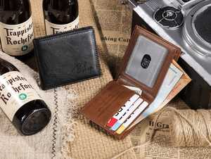 Portafoglio in Pelle Inciso, Portafoglio Personalizzato, Regalo di Anniversario per Lui, Portafoglio per Testimoni, Regalo per Fidanzato, Regali Portafoglio da Uomo - Product Image 6