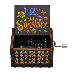 Mini Caja <span class=keywords><strong>Musical</strong></span> de Madera con Manivela, Mecanismo de Caja <span class=keywords><strong>Musical</strong></span> de Arte Moderno 'You Are My Sunshine', Regalo, Exhibición en Puesto, Venta al por Mayor desde China - Product Image 1