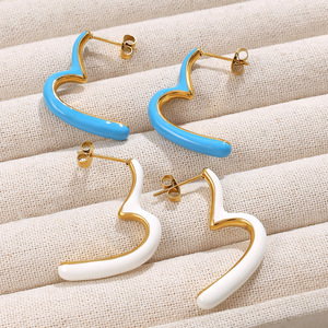 Pendientes esmaltados con forma de corazón para mujer, aleación de zinc, diseño irregular, joyería de regalo EH808 - Product Image 2