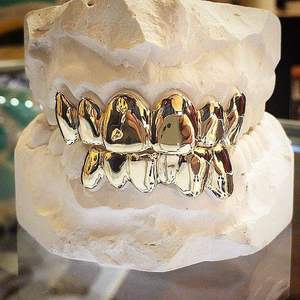 Grillz en argent massif 925 avec moissanite et diamants VVS, moulé sur mesure, style Hip Hop, bijoux dentaires, style urbain, fait main en Inde - Product Image 4