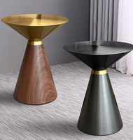Table basse mobile créative de luxe léger en acier inoxydable haut de gamme, moderne, facile à nettoyer et durable pour le salon