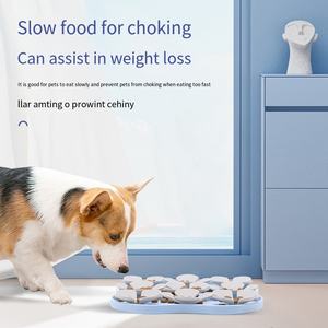 Colorido pétalo mascota silicona comida lenta entrenamiento alimentación almohadillas perro lamiendo Mat - Product Image 3