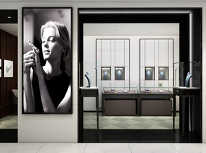 Vitrine de présentation de bijoux entièrement assemblée, verrouillable, sur pied, personnalisable avec un joli logo – Offre Spéciale - Product Image 4