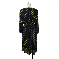 Robe élégante à manches longues pour femmes avec col en V, taille élastique de qualité, motif à pois, dentelle - pour les saisons printemps et automne