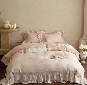 Ensemble de literie en dentelle à volants <span class=keywords><strong>Beatrice</strong></span> <span class=keywords><strong>Rose</strong></span> / <span class=keywords><strong>Rose</strong></span> - Product Image 1