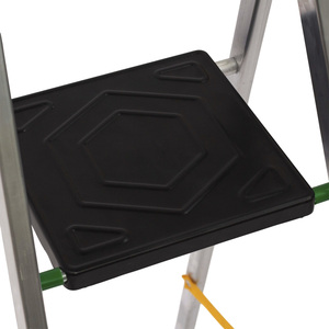 Scala in Alluminio a 6 Gradini per Uso Domestico - Product Image 3