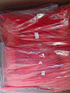 Étiquette plastique personnalisée à déchirure manuelle pour conteneur logistique et vêtements - Product Image 5