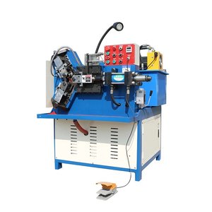 Macchina di laminazione filettatura semi automatica a tre assi, macchina per la produzione di viti
