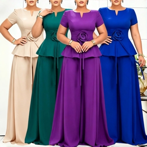 <span class=keywords><strong>Ensemble</strong></span> deux pièces tendance <span class=keywords><strong>pour</strong></span> <span class=keywords><strong>femme</strong></span> : haut élégant à col rond et manches courtes à volants et pantalon large – Idéal <span class=keywords><strong>pour</strong></span> le bureau en été (J3371) - Product Image 1