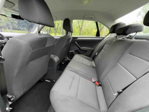 Affidabile Usato per Bora 2017 1.6L Automatico Berlina, Auto Familiare Compatta a Basso Consumo, Sospensioni Confortevoli, Guida a Sinistra - Product Image 4