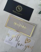 Impression de cartes-cadeaux personnalisées avec logo en feuille d'or, format personnalisé, carton artistique, service de conception gratuit, certificats cadeaux pour salons, entreprises