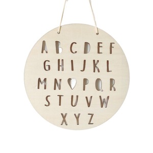 Adornos de pared de madera en stock para habitaciones infantiles, decoración del hogar de estilo nórdico, decoraciones redondas con los 26 letras del alfabeto inglés para - Product Image 5