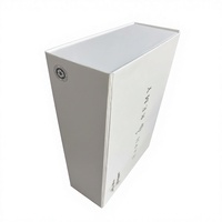 Boîte en carton écologique faite à la main, boîte cadeau magnétique blanche avec rubans cadeaux