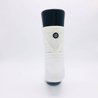 Chaussettes de sport personnalisées Cushined White Quarter pour hommes