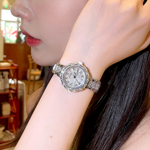 Montre-bracelet pour femme CILOA en alliage avec cadran à aiguilles, strass et quartz, résistante à l'eau, bracelet tendance pour usage quotidien - Product Image 1
