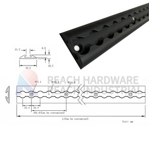 Rail en L pour système de suspension aérienne, simple fente, en aluminium noir, à montage en surface |   Rail de fixation L-Track |   Utilisation sur les camionnettes, les fourgonnettes et les remorques fermées - Product Image 3
