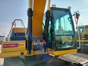 รถขุดมือสอง Caterpillar รุ่น 320GC 320D 320C 320CL 330D ปี 2016 สภาพใช้งานดีเยี่ยม พร้อมปั๊มหลัก น้ำหนัก 32420 กก. - Product Image 6