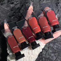 Gloss à lèvres hydratant effet radiant, couleur estivale, tube personnalisable