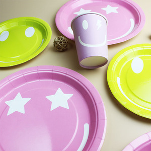 Ensemble d'assiettes en papier jetables DAMAI, fournitures pour fêtes d'enfants, vaisselle de banquet, assiettes à visage souriant - Product Image 1