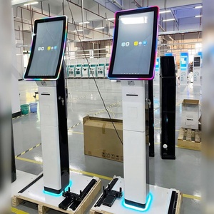 Kiosco de Autoservicio con Diseño Ergonómico y Base Curva, Panel Táctil Industrial Todo en Uno, Pantalla con Código QR, Impresora - Product Image 1