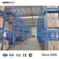 Solution de stockage en rack à entrée directe à 5 niveaux pour entrepôts, permettant l'accès au chariot élévateur aux palettes en vrac, options FIFO/LIFO