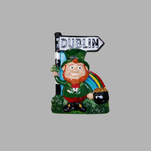 Imán de resina con diseño de personaje tridimensional para refrigerador, estilo irlandés, venta al por mayor del fabricante, accesorios para el hogar. - Product Image 1