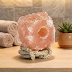 Lèvres de sel de vache de l'Himalaya naturelles de qualité supérieure pour l'exportation, en forme de cube, blocs à lécher pour animaux avec corde de suspension, certifiés ISO pour chevaux - Product Image 1