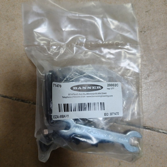 Sensor Mounting Bracket for PLC EZAMBK1 EZA-MBK-1