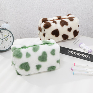 Valentine's Day Gift Plush Makeup <strong>Bag</strong> Cute Heart Pattern Design Travel Cosmetic Pouch Novelty <strong>Fluffy</strong> Zipper Closure Cosmetic <strong>Bag</strong> - Product Image 5