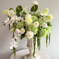 Nouvelle Arrivée Boule de Fleurs Artificielles Vertes, Blanches et Roses pour Décoration de Centre de Table de Mariage, Événements et Fêtes Printemps-Été