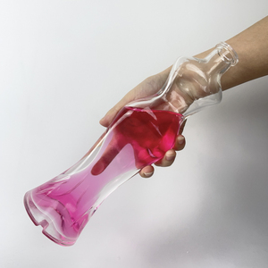 Botella de vidrio para bebidas en forma de cuerpo para mujer elegante de <span class=keywords><strong>California</strong></span> de diseño único con tapa de corcho de madera para vodka, whisky, Ginebra, vino, <span class=keywords><strong>licores</strong></span> - Product Image 5