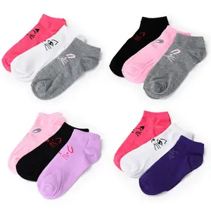 Wholesale cute women's custom socks new breathable boat cotton socks for spring and autumn