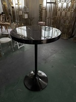 Table de bar en acier inoxydable avec placage en titane noir, plateau en pierre noire