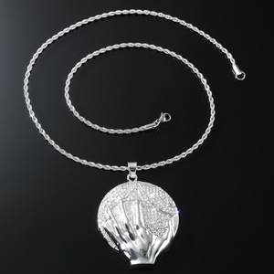 Hot Selling Holding the Earth in Hand Shaped Geometric Pendant Necklace Personalized Hiphop Men's Necklaces Wholesale Jewelry - Product Image 3