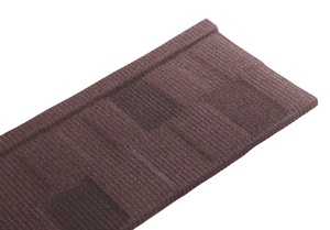 Tuile de toiture en métal revêtue de pierre, fabriquée en <span class=keywords><strong>acier</strong></span> haute résistance pour les toitures résidentielles et commerciales, offrant une protection contre l'eau - Product Image 4