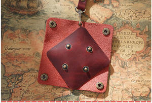 Commercio all'ingrosso Mini carino pieghevole <span class=keywords><strong>chiusura</strong></span> <span class=keywords><strong>a</strong></span> <span class=keywords><strong>scatto</strong></span> disegno pazzo cavallo in pelle portamonete <span class=keywords><strong>portafoglio</strong></span> <span class=keywords><strong>con</strong></span> portachiavi - Product Image 4