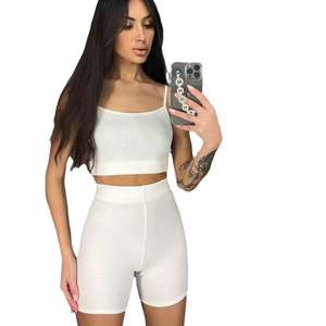 Set Pakaian Olahraga Yoga 2 Potong Model Suspender Celana Pendek Motif Cetak Seksi Kasual Musim Panas Gaya Eropa Amerika Terbaru - Product Image 3