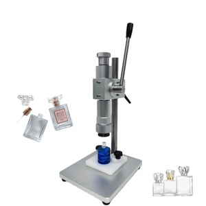 Machine de capsulage manuelle pneumatique de table pour bouteilles et flacons en aluminium et plastique, avec fonction de sertissage de verre et de scellage de bouchons - Product Image 3