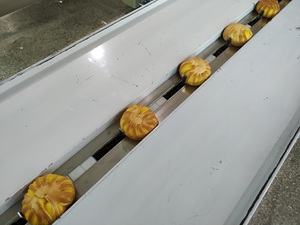 Đầy đủ không gỉ Hướng dẫn sử dụng sẵn sàng bữa ăn Cookie bánh pizza dòng chảy máy đóng gói Arabic bánh mì pita bánh mì ngang gối máy đóng gói - Product Image 3